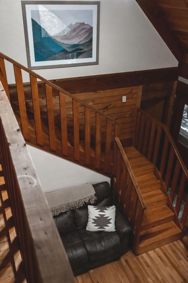 Creekside Overlook At 36 North Cabin - Fireplace Purlear 외부 사진